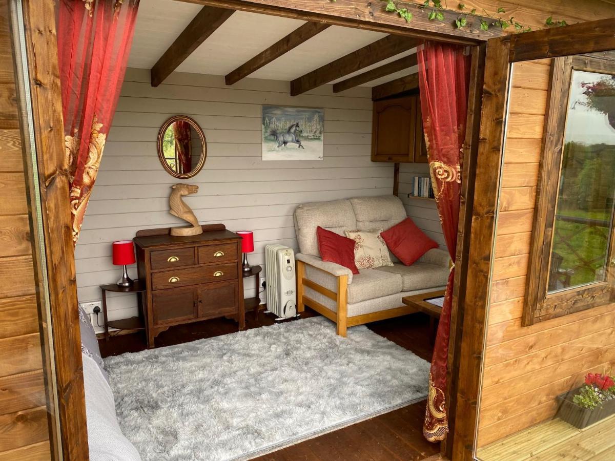 Cherry Tree Glamping Lodge Wellington  Luaran gambar