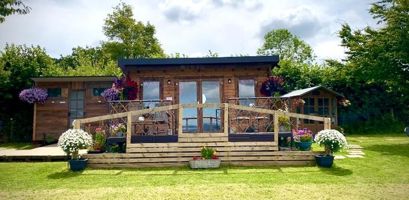 Cherry Tree Glamping Lodge Wellington  Luaran gambar